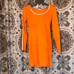 Long sleeve short dress